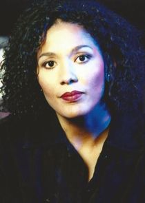 Caroline Lee-Johnson
as Gill Templer