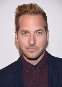 Ryan Hansen
as Ryan Hansen