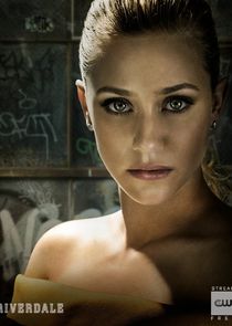 Lili Reinhart
as Elizabeth 
