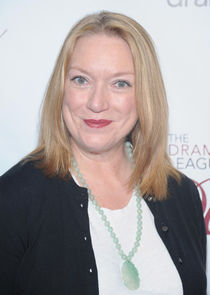 Kristine Nielsen
as Minnie Sayre