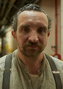 Eddie Marsan
as Thomas Neill Cream