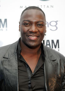Adewale Akinnuoye-Agbaje
as Xavier the Blacksmith
