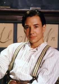 Michael Mahonen
as Gus Pike