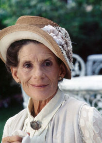 Jackie Burroughs
as Hetty King