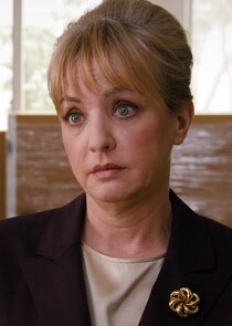 Wendi McLendon-Covey
as Dr. Joyce Henderson