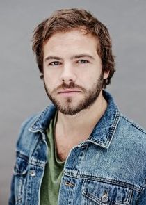 Moe Dunford
as Eoin Molony