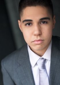Jaren Brandt Bartlett
as Hector