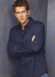 Steve Howey
as Van Montgomery