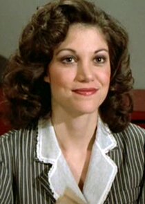 Janet DeMay
as Bernice Foxe