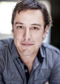 Samuel Johnson
as Int. Officer Leon Broznic