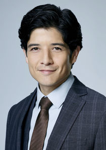 Jon Foo
as Detective Jonathan Lee