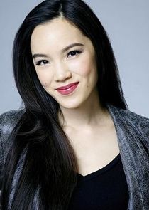 Jessika Van
as Kim Lee