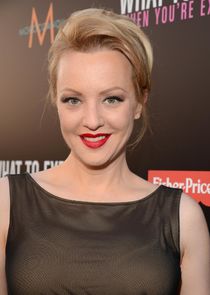 Wendi McLendon-Covey
as Liz