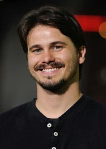 Jason Ritter
as Pat Rollins