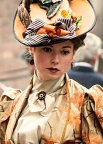 Lydia Wilson
as Hermione 