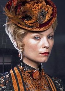 MyAnna Buring
as Long Susan