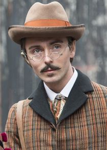 David Dawson
as Fred Best