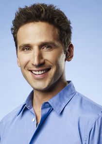 Mark Feuerstein
as Hank Lawson