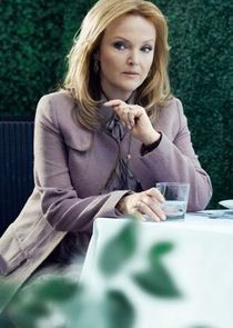 Miranda Richardson
as Katherine Rhumor