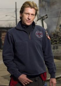 Denis Leary
as Tommy Gavin