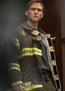 Steven Pasquale
as Sean Garrity