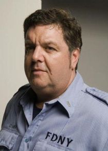 John Scurti
as Lt. Kenneth 