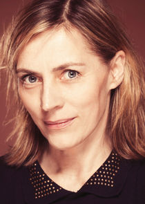 Saskia Reeves
as Helen Laurence