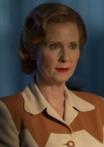 Cynthia Nixon
as Gwendolyn Briggs