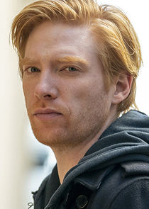 Domhnall Gleeson
as Billy Johnson