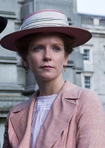 Sophie Robinson
as Ingrid Webster