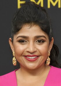 Punam Patel
as Soozie