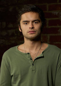 Sebastian De Souza
as Wes Stewart