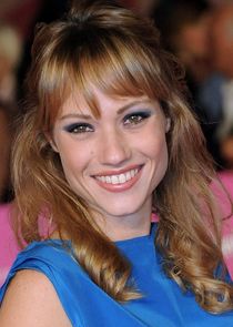 Chiara Mastalli
as Eirene