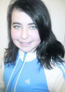 Sarah White
as Sinéad Moone