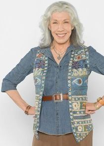 Lily Tomlin
as Lillie May MacKenzie