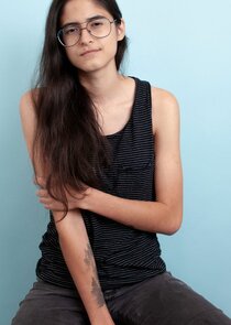 Valeria Rodriguez
as Djovi Resmia