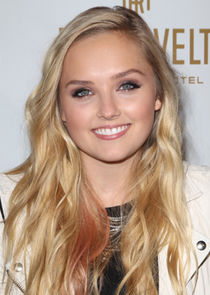 Mia Rose Frampton
as Becca Keeler