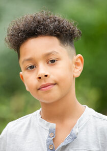 Adrian Groulx
as Jaden