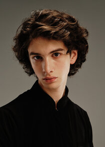 Mark Eydelshteyn
as Mr. Smith