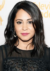Parminder Nagra
as Dr. Maryam Afridi