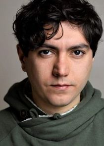 Gennero De Stefano
as Rino Cerullo