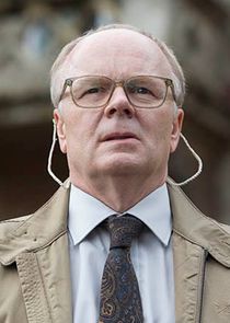 Jason Watkins
as DS Dodds