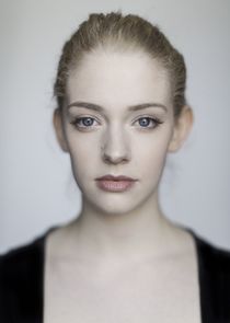 Lily Sacofsky
as DC Milena Paciorkowski