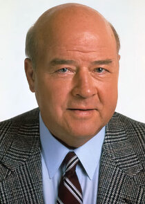 Dana Elcar
as Pete Thornton