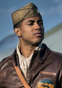 Branden Cook
as Lt. Alexander Jefferson