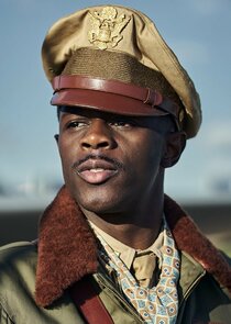 Josiah Cross
as Lt. Richard D. Macon