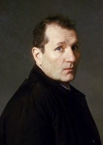 Ed O'Neill
as Al Bundy