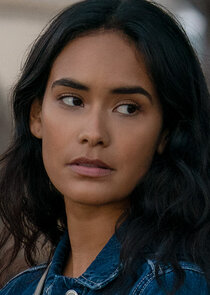 Sulem Calderon
as Gabriela 