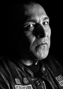 Frankie Loyal
as Hank 