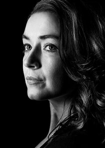 Sarah Bolger
as Emily Galindo